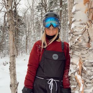 Meet your Posher, Simone